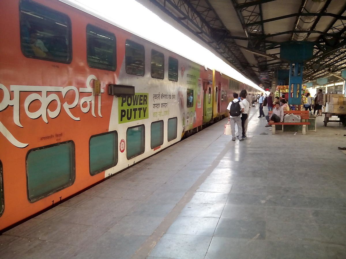 jaipur delhi double decker train