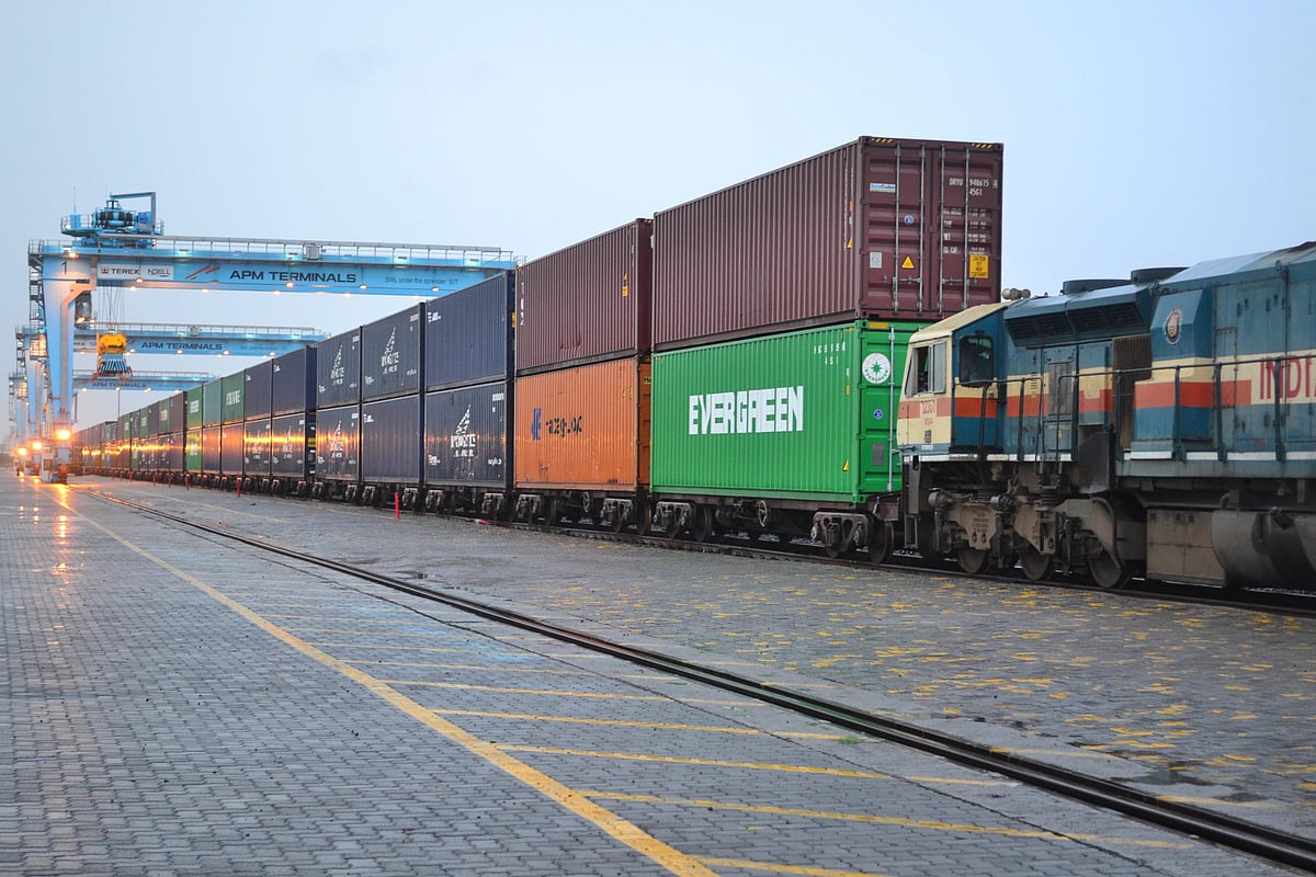 india's first 'dwarf container' trains