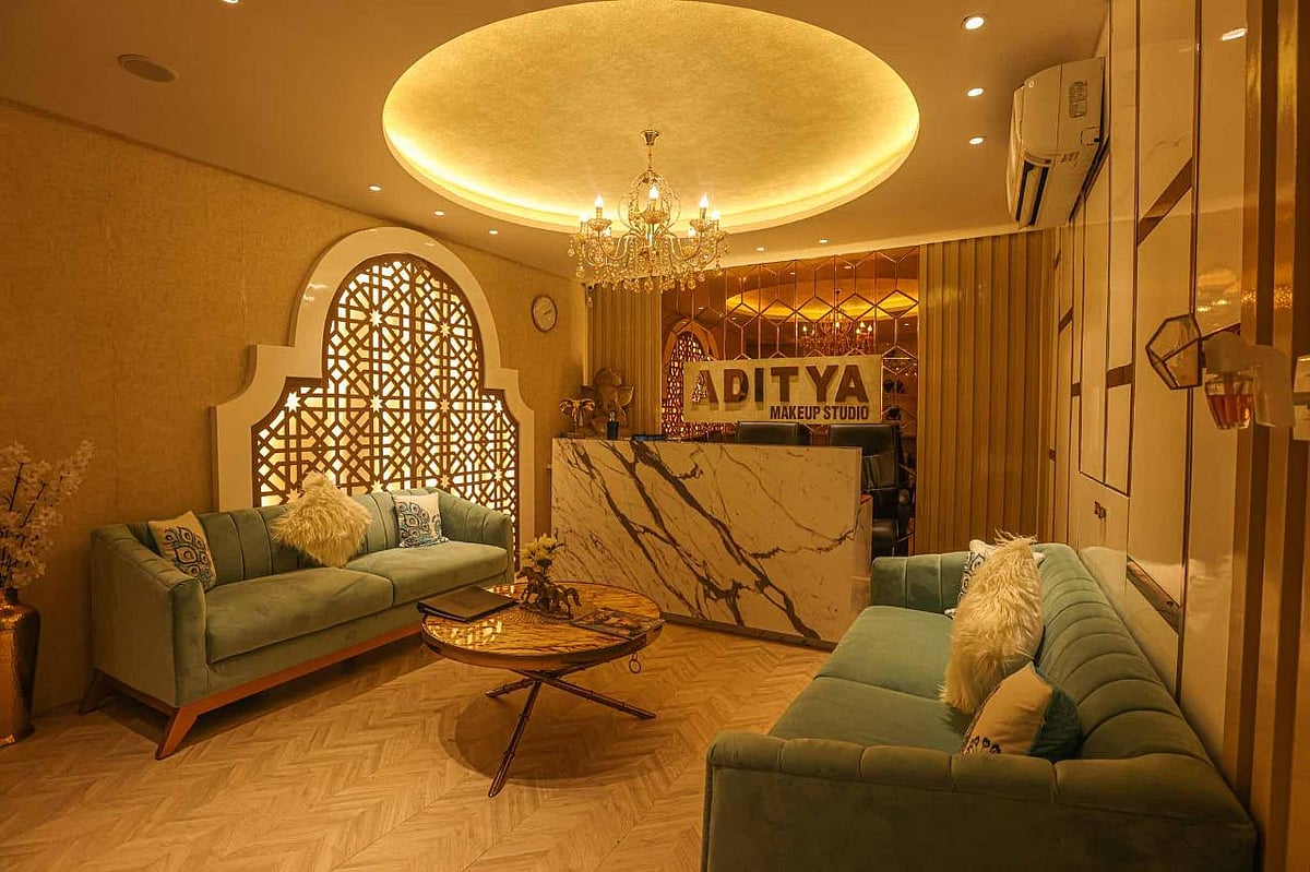 Aditya Makeup Studio, Academy & Unisex Salon is Lucknow’s new fav