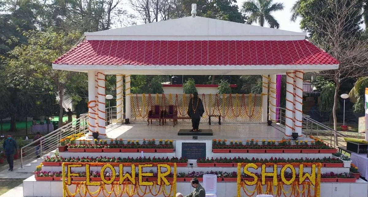 The muchawaited annual Flower Show at Lucknow's Governor House is back