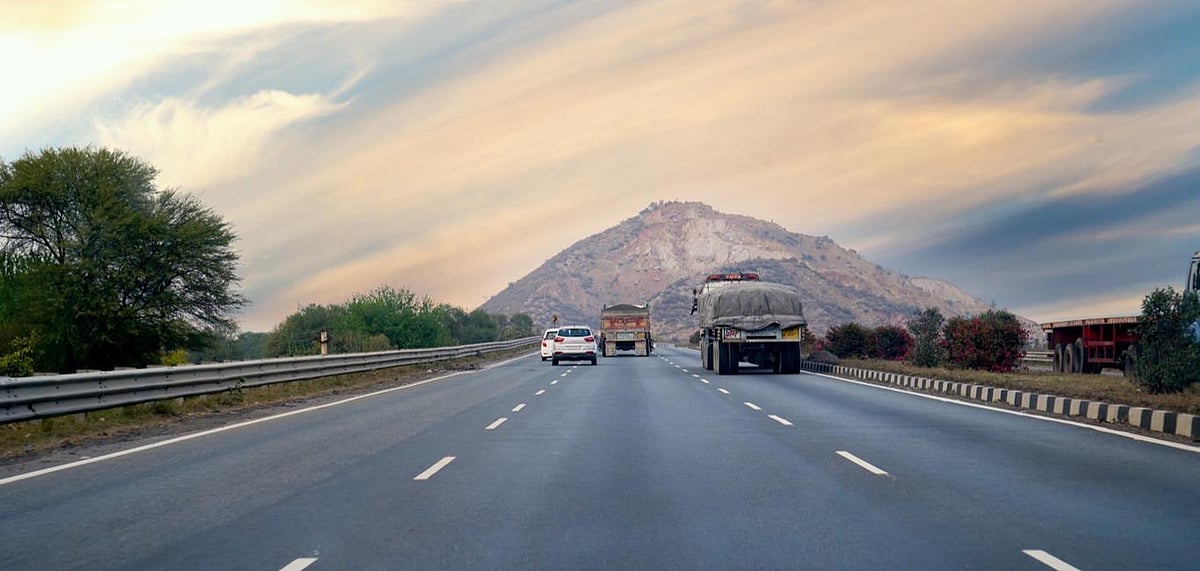 NHforEV With 30 charging stations, DelhiJaipur & NoidaAgra