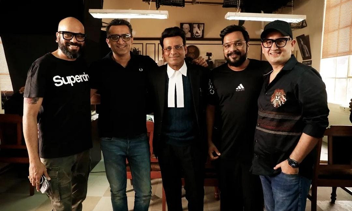 मनोज बाजपेयीचा कोर्टरूम ड्रामा चित्रपटाची शूटिंग पूर्ण; टीमने केले सेलिब्रेशन