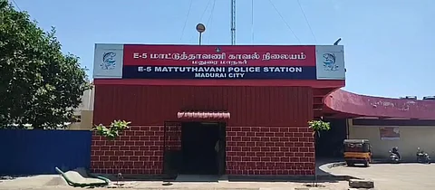 “வம்புக்கிழுத்து வெட்டிய கும்பல்” - ஹோட்டலில் கொலை செய்து உடன் இருந்தவர்களுக்கு மிரட்டல்..  நள்ளிரவில் காரில் தப்பிய 5 பேர்!