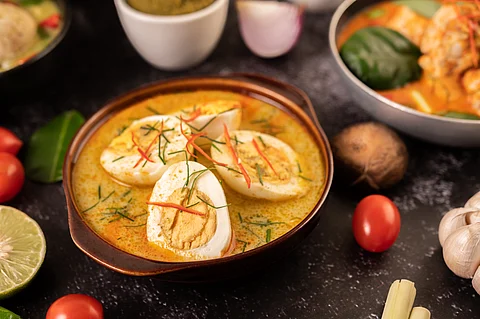 how to make tasty egg curry recipe
