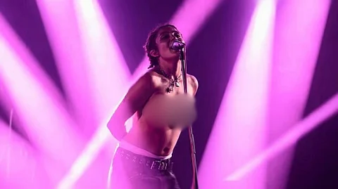 rebecca-baby-lulu-van-trapp-band topless