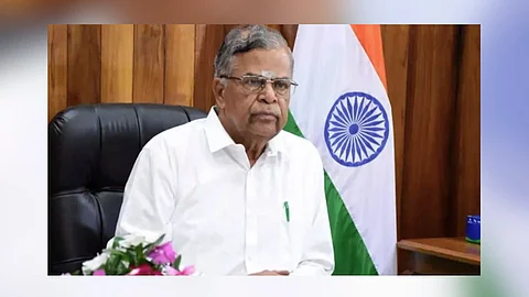 “நாகலாந்து மாநில ஆளுநர் காலமானார்” - 80 வயதான 
இல.கணேசன் தனியார் மருத்துவமனையில் சிகிச்சை பலனின்றி உயிரிழப்பு!