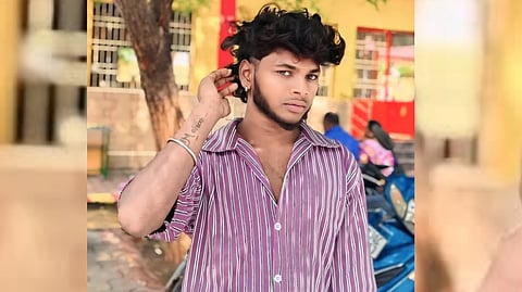 “சண்டை போட்டது அவன் என்ன எதுக்கு வெட்டுன?” - கோவில் திருவிழாவில் கைகலப்பு.. தனியாக அழைத்து சென்று அடித்தே கொலை செய்த கும்பல்!