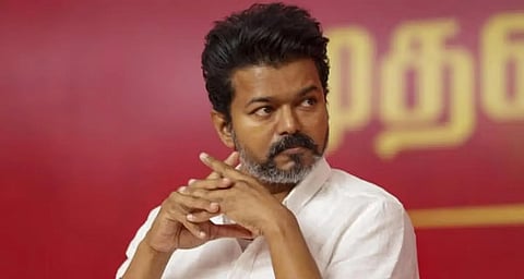 “கண்களும் மனசும் கலங்கித் தவிக்கிறேன்” - உயிரிழந்தவர்களுக்கு 20 லட்சம் நிதியுதவி அறிவித்த தவெக தலைவர் விஜய்! 