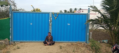 “நீ தான் எங்க வீட்டு மருமகள்” - காதலித்து ஏமாற்றிய வாலிபர்.. திருமணம் செய்து கொள்ள சொல்லி வீட்டின் முன்பு தர்ணா செய்த காதலி!