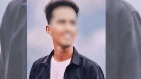 “12 வகுப்பு மாணவனை அழைத்த பேய்” - சுயநினைவின்றி பினாயில் குடித்த சிறுவன்.. திருப்பத்தூரில் அரங்கேறியுள்ள மர்மம்!