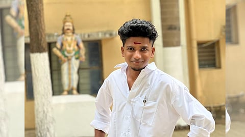 “இரக்கமின்றி செயல்பட்ட நிர்வாகம்” - படிப்பை நினைத்து மனம் வருந்திய  மாணவன்.. தொடங்கும் முன்னே முடிந்த சட்ட கனவு!