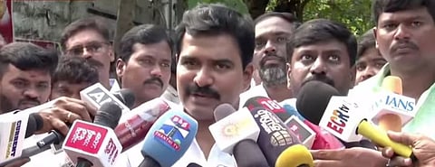 "கரூரில் 67 போலீசாருக்கு மேல் இல்லை.." யாருக்குமே தெரியாத புது 'அணுகுண்டை' வீசிய நிர்மல் குமார் - அப்போ போலீஸ் சொன்னது பொய்யா?