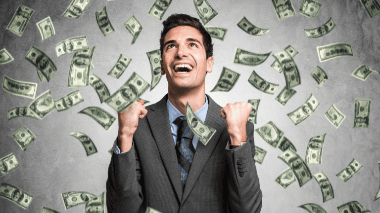 மில்லியனர் ஆவது ரொம்ப ஈஸி! வெறும் 500 ரூபாய் சேமிப்பில் எதிர்காலத்தைப் பாதுகாக்க உதவும் 5 முதலீட்டுத் திட்டங்கள்!