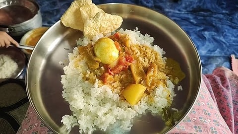 dry fish curry 
