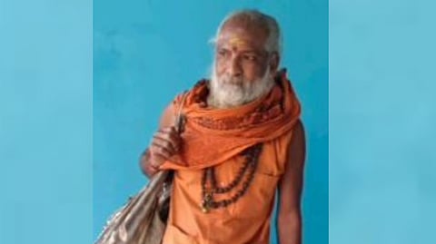 உடலுறவுக்கு மறுத்ததால் கழுத்தை  நெரித்து கொல்லப்பட்ட பெண்.. சாமியார் வேடத்தில் இருந்த சைக்கோ வெறிச்செயல்!