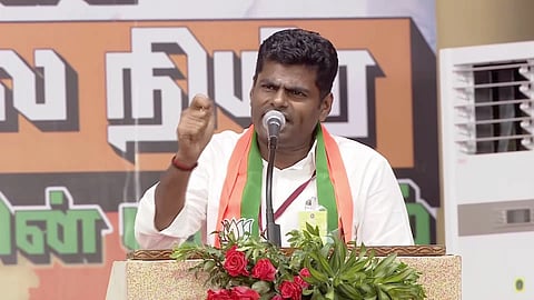 “தலையாட்டி பொம்மை போல முதலமைச்சர்  இருக்கிறார்” - திமுக ஆட்சியில் சட்டம் ஒழுங்கு சந்தி சிரிக்கிறது… ஸ்டாலினை சாடிய அண்ணாமலை!