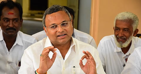 "எங்களுக்கும் அதிகாரம் வேணும்... சும்மா இருக்கவா அரசியல் கட்சி நடத்துறோம்" - கார்த்தி சிதம்பரம் பரபரப்பு பேட்டி!