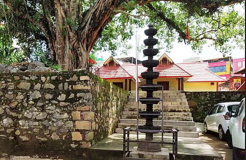 சனி தோஷங்கள் நீக்கி அருள் தரும் ஐயப்பன்.. அரசர்களுக்கு சாப விமோசனமாக அமிர்தத்தை வழங்கிய அதிசய கோவில்! 