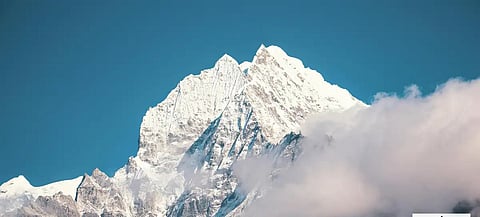 இமயமலையில் இன்றும் வாழும் 1000 வயது சித்தர்கள்? 'ஷாம்பாலா' என்ற மாய உலகம் எங்கே இருக்கிறது? அறிவியலைத் தாண்டிய அதிசயம்!