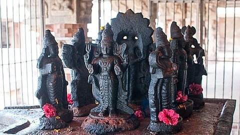 விதியை மாற்றும் நவகிரகங்கள்: ஒன்பது கோள்களின் மாயாஜால பலன்கள்