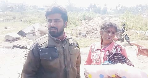 “ஆண் சிசுவை ஆற்று தண்ணீரில் மூழ்கடித்த தந்தை” - பிறந்த சிறிது நேரத்திலேயே குழந்தைக்கு நடந்த அவலம்… மகனுக்கு உடந்தையாக இருந்த தாய்!