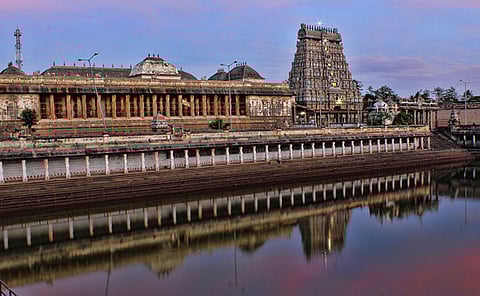 நவீன இயற்பியலும் ஆதித்தமிழன் அறிவியலும்.. உலகின் காந்த மையப்புள்ளியில் நடராஜர் ஆடும் ஆனந்தத் தாண்டவம் - சிதம்பர ரகசியத்தின் பின்னணி!