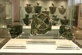 விஞ்ஞானிகளை அதிரவைத்த பழங்கால ரகசியங்கள்: 2000 ஆண்டுகளுக்கு முன்பே உருவான கணினியும் நவீன காலத்தையே மிஞ்சும் தொழில்நுட்பங்களும்!