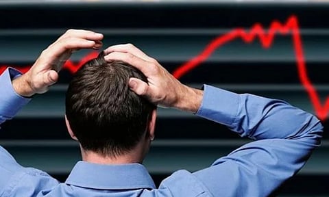 சரிந்த இந்தியப் பங்குச்சந்தை: ஒரே நாளில் 18 லட்சம் கோடி அவுட்! கச்சா எண்ணெய் விலையேற்றத்தால் அதிர்ச்சியில் முதலீட்டாளர்கள்!