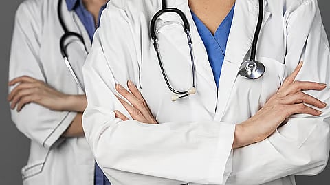 தங்கள் பிள்ளைகள் மருத்துவராவதை விரும்பாத 91 சதவீத இந்திய மருத்துவர்கள் - அதிர்ச்சியூட்டும் ஆய்வு முடிவுகள்!