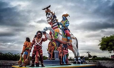 எந்த தெய்வத்தை வணங்கினாலும் பலன் கிடைக்கவில்லையா? உங்கள் குலதெய்வத்தை மறந்தது தான் காரணமா? 