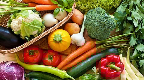 காய்கறி சீக்கிரம் அழுகிப்போகுதா? இந்த 'சூப்பர் சேமிப்பு' ரகசியம் தெரிஞ்சா நீங்க வாங்குற காய்கறி 15 நாள் வரைக்கும் பிரெஷ்ஷா இருக்கும்!

