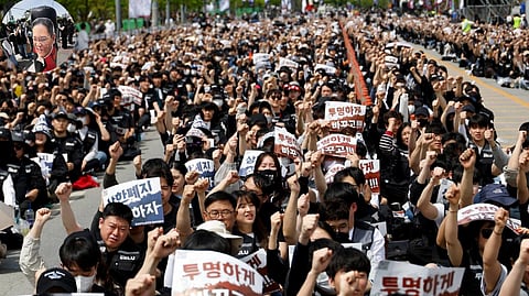 south korea samsung workers protest