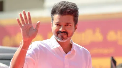 82 லட்சம் வாக்குகளுடன் விஜய் விஸ்வரூபம்! 1 கோடி மைல்கல்லை நெருங்கும் தவெக! அமைச்சர்களே பின்னடைவு... அதிரும் தமிழகம்!