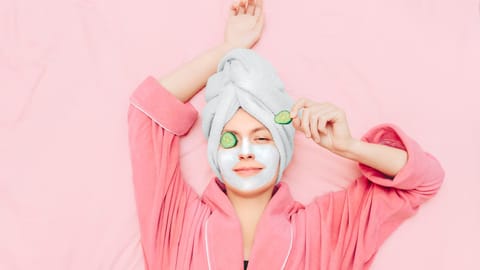 Want to get a glowing face without going to the parlor