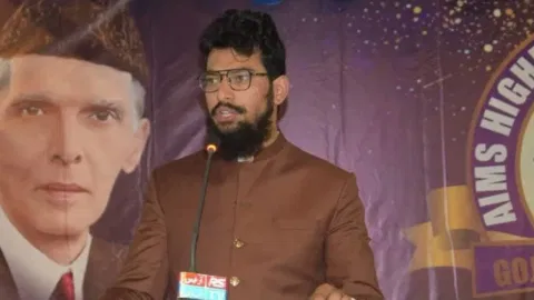  அர்ஜுமண்ட் குல்சார் 