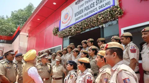 first women police station in delhi 