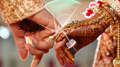 bride left the marriage stage
