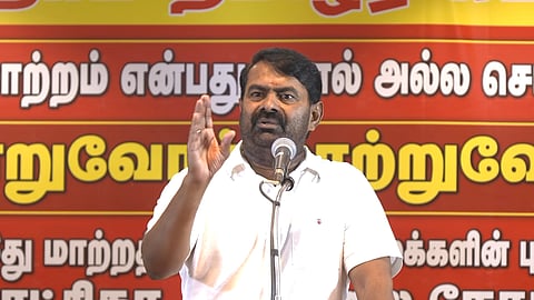 “திரள் நிதி திருடன் என்கிறார்கள்... கள்ளச்சந்தையில் டிக்கெட் விற்றவர்கள்” – தவெகவை கடுமையாக  விமர்சித்த சீமான்!