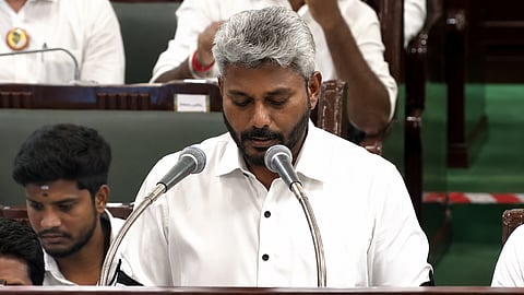 "மக்களுக்கு கொடுத்த வாக்குறுதிகளை படிப்படியாக நிறைவேற்றுவோம்"- தவெக அரசின் முதல் பட்ஜெட் தாக்கல் செய்த நிதியமைச்சர்!