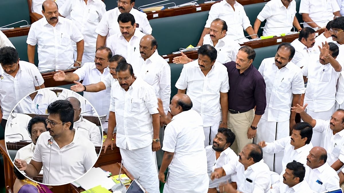 தவெக ஆட்சியில் முதல் முறையாக…தரையில் அமர்ந்த திமுக எம்.எல்.ஏக்கள் தர்ணா!