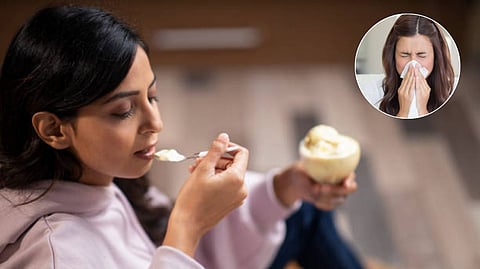 சளி வந்தால் ஐஸ்கிரீமை மறந்துவிட வேண்டுமா? பலரும் நம்பும் விஷயத்துக்கு மருத்துவர் விளக்கம்