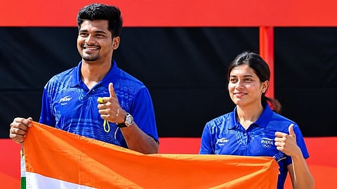 ஆசிய விளையாட்டில் இந்தியாவுக்கு தங்க வேட்டை... ஒரே நாளில் இரண்டு தங்கம், ஒலிம்பிக் வாய்ப்பையும் உறுதி செய்த வில்வித்தை வீரர்கள்