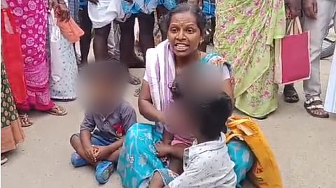 Kallakurichi Woman Road Protest