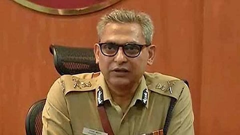 ஏடிஎம்மில்  கொள்ளை.. வடமாநில கும்பலை பிடிக்க தனிப்படை ஹரியானா விரைந்தது... சென்னை காவல் ஆணையர் பேட்டி...