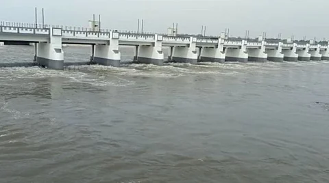 முக்கொம்பு மேலணையில் இருந்து 36 ஆயிரத்து, 354 கனஅடி நீர் கொள்ளிடம் ஆற்றில் திறப்பு...
