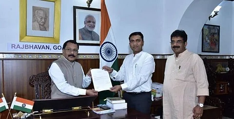 கோவா மாநில முதலமைச்சர் பதவியை ராஜினாமா செய்தார் பிரமோத் சாவந்த்