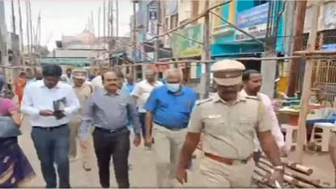 தீட்சிதர்களின் எதிர்ப்பையும் மீறி நடராஜர் கோயிலில் இந்து அறநிலையத்துறை அதிகாரிகள் ஆய்வு!!