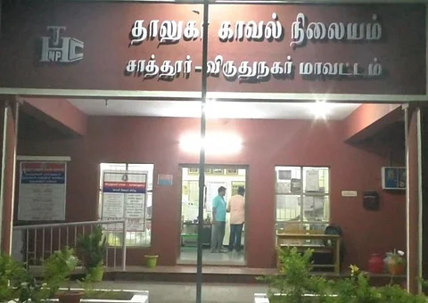 3 லட்சம் மதிப்பிலான குட்கா பறிமுதல்...! ஒருவர் கைது...!