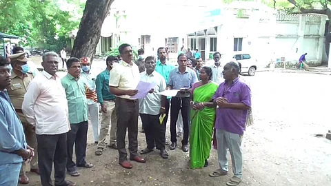 வேலூர் : " நகர அரங்கம் புதுப்பித்து மக்கள் பயன்பாட்டுக்கு..." - ஆட்சியர்
