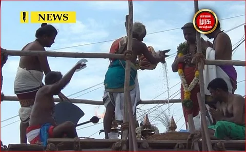 மகா கும்பாபிஷேக விழா...பக்தர்களால் நிரம்பி வழிந்த கோவில்கள்!